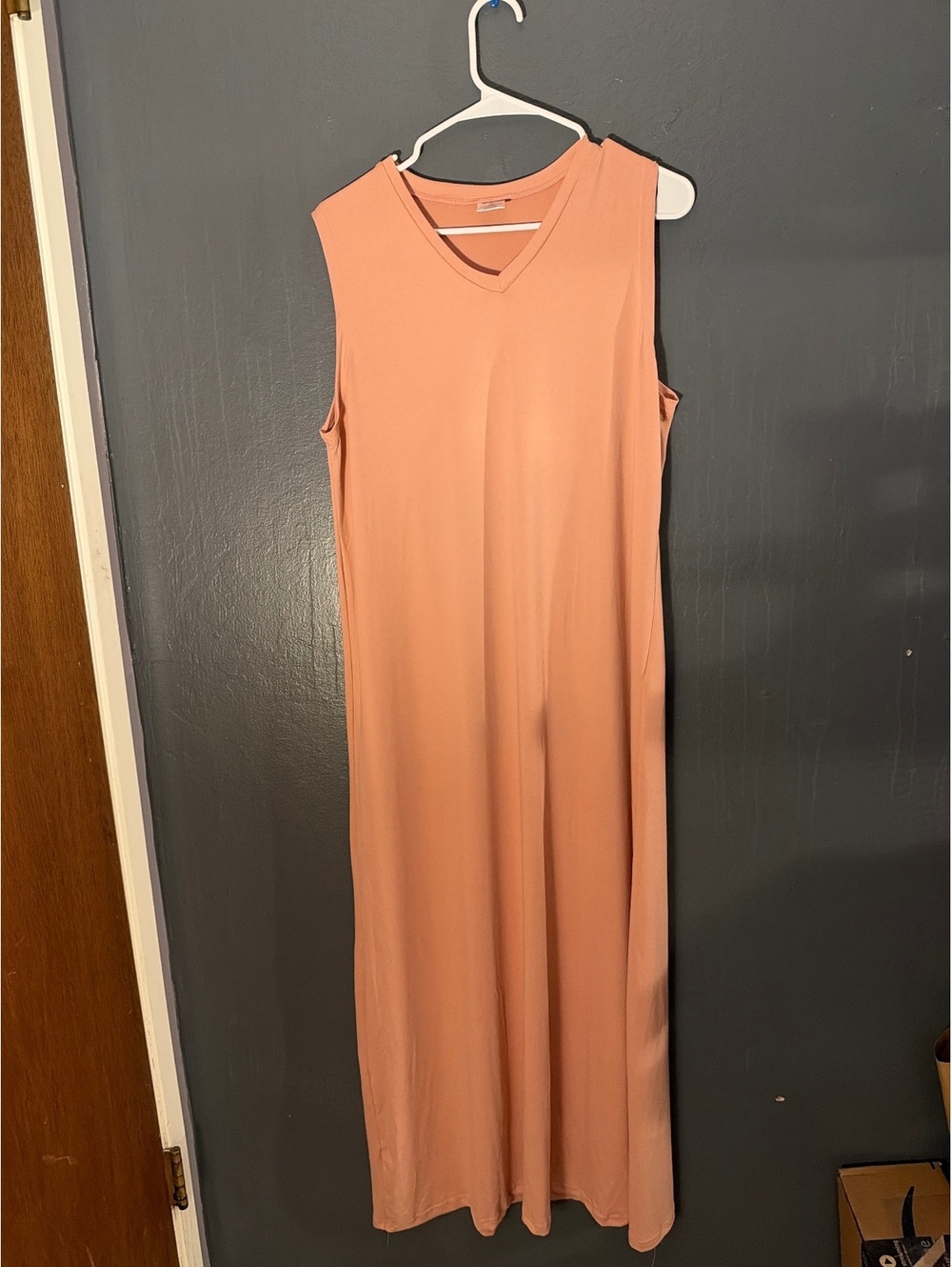 realessentials Sleeveless Maxi Dress in Apricot Size M